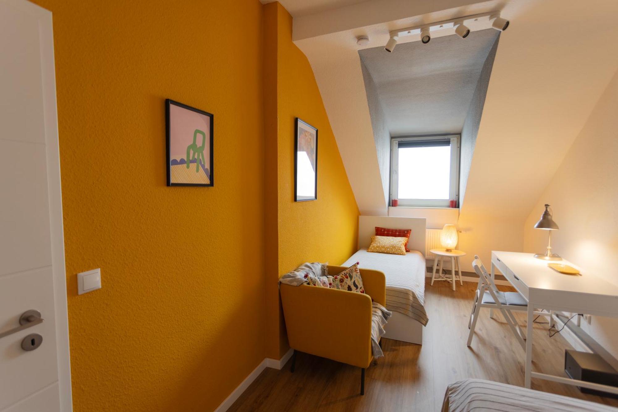 Big Flat With Fresh Renovation, Free Parking, Sonyps, Netflix Apartment Duisburg Luaran gambar