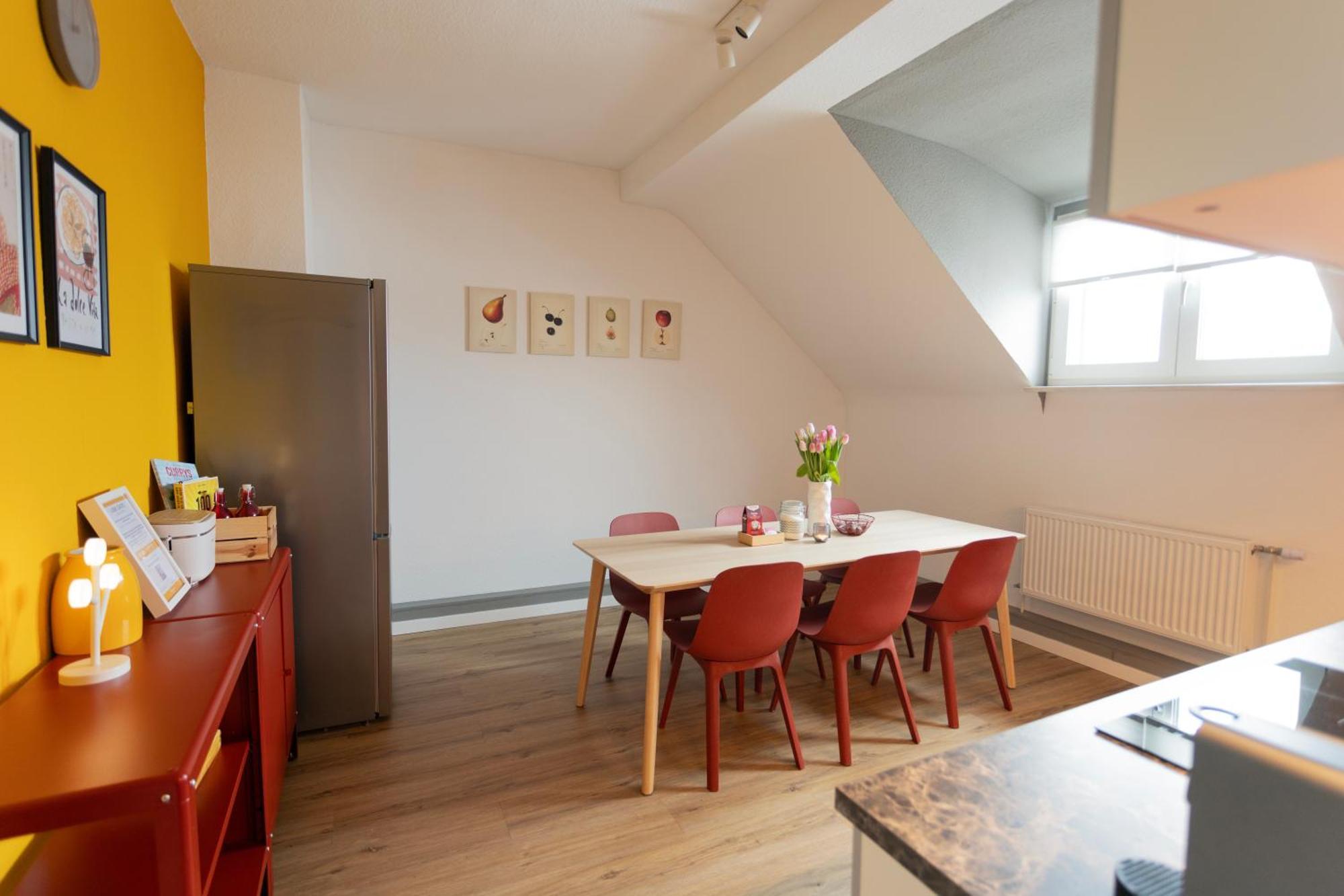 Big Flat With Fresh Renovation, Free Parking, Sonyps, Netflix Apartment Duisburg Luaran gambar